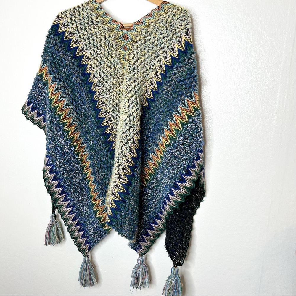 Women's One Size Boho Colorful Chunky Knit‎ Poncho Sweater - Picture 2 of 5